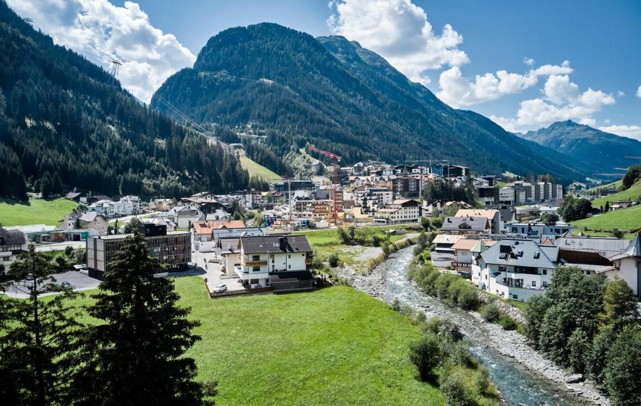 Hotel Garni Passeier Ischgl Buitenkant foto